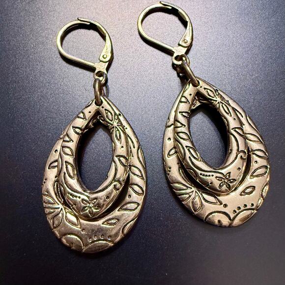 PREMIER DESIGNS Silver Tone Double Oval Drop Dangly Earrings - Picture 6 of 8